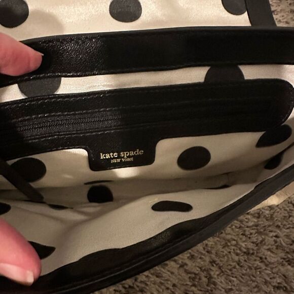 Kate Spade Cream and Black Leather Shoulder Bag with Chain Strap Bow Dust Bag - Picture 6 of 10